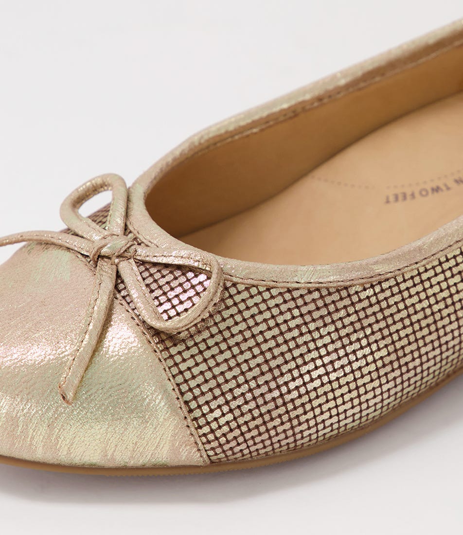 Chelsea Xf Gold Leather Cut Leather Ballet Flats by Ziera