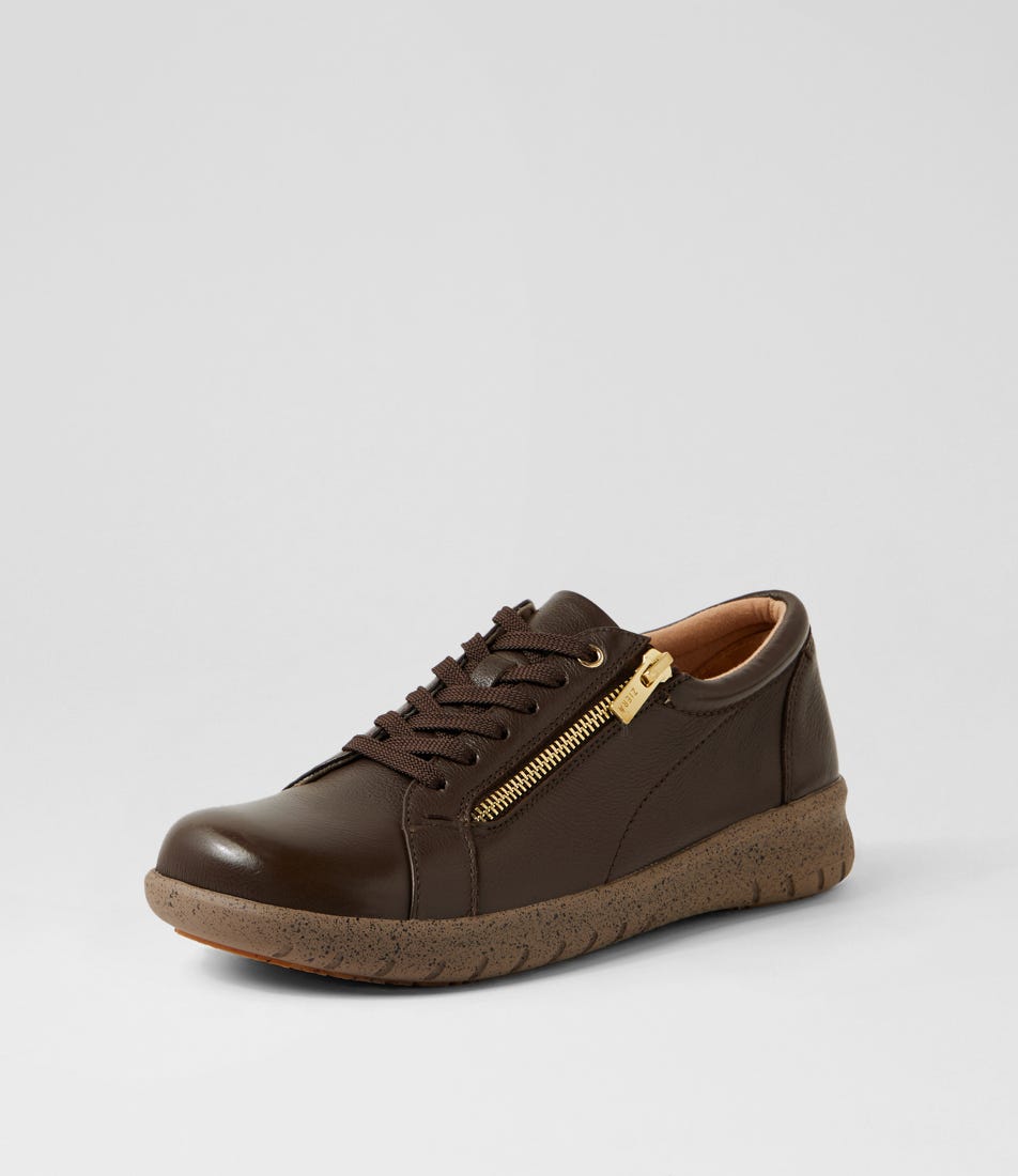 Solar Xf Choc Leather Sneakers by Ziera