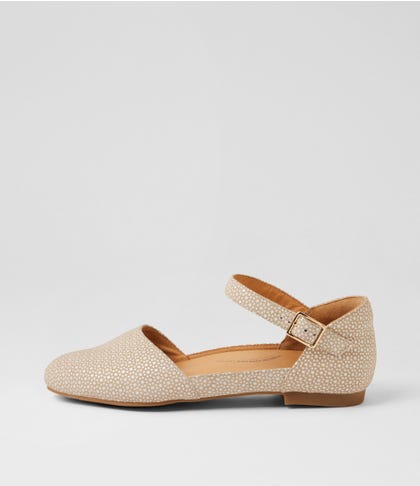 Cavalcade Xf Camel White Print Leather Flat Shoes