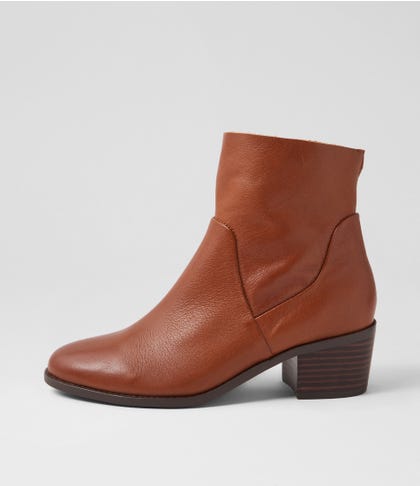 Rochelle Xw Dark Tan Leather Ankle Boots