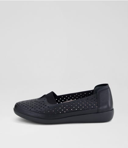 Unki Xf Black Leather Sneakers