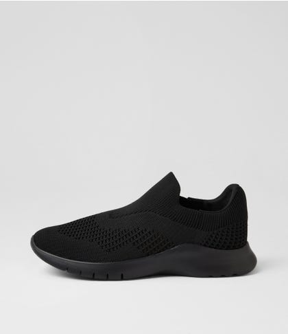 Perf Xw Black Fabric Sneakers