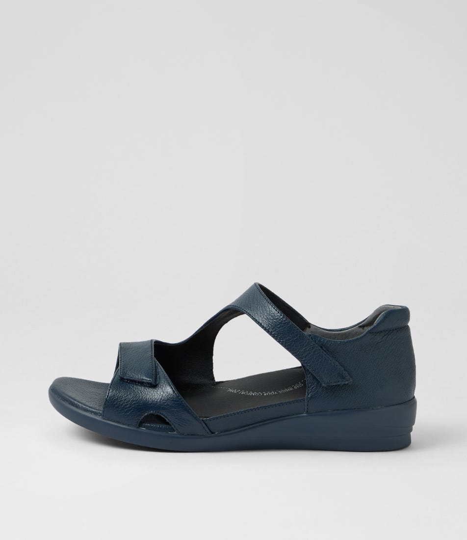 Drops W Navy Leather Sandals