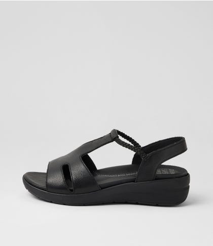 Novol Xw Black Leather Sandals