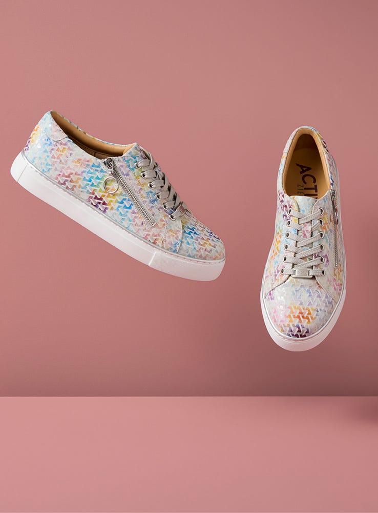SHOP SNEAKERS